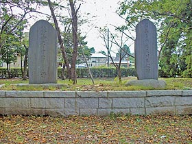 daioraito和turunusoru的石碑