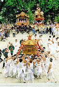 夏の部　入選　【さきてに立つ御輿】三浦　務（八街市）